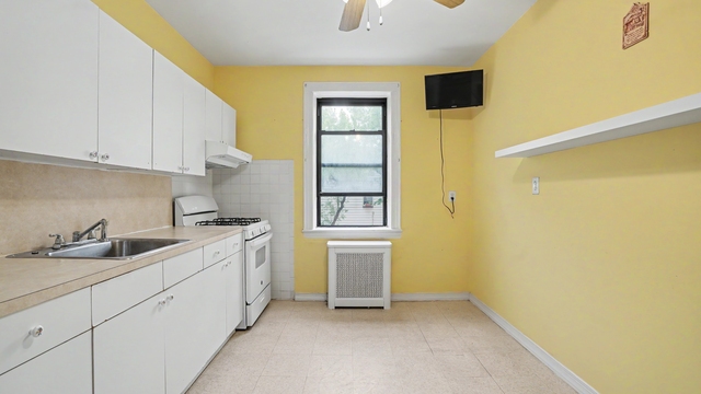491 Grandview Avenue - Photo 1