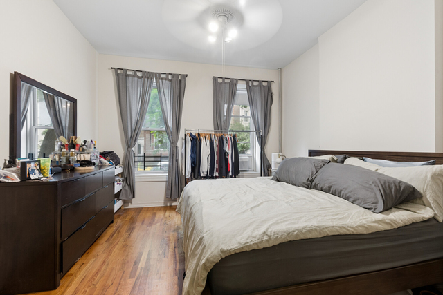 271 12th Street - Photo 1