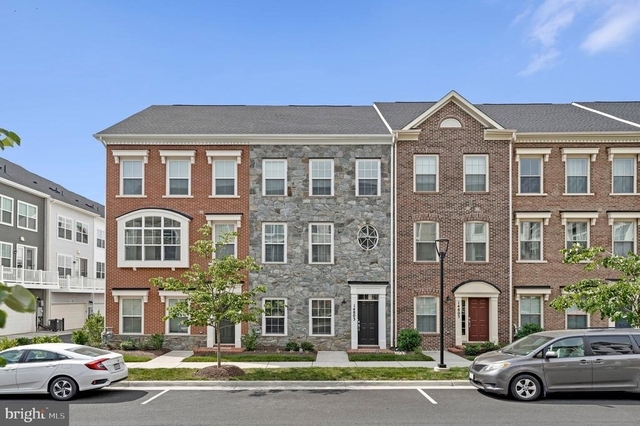 14803 Retreat Boulevard - Photo 1