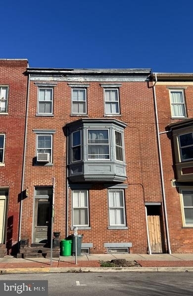 125 N Beaver Street - Photo 1
