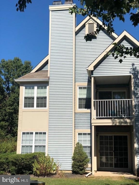 237 Andover Place - Photo 1