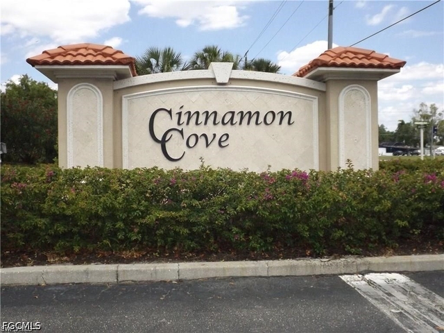 11060 Caravel Circle - Photo 1