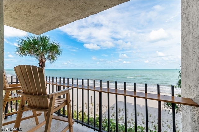 3399 Gulf Shore Boulevard N - Photo 1