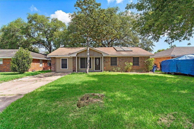 2910 Somerset Avenue - Photo 1