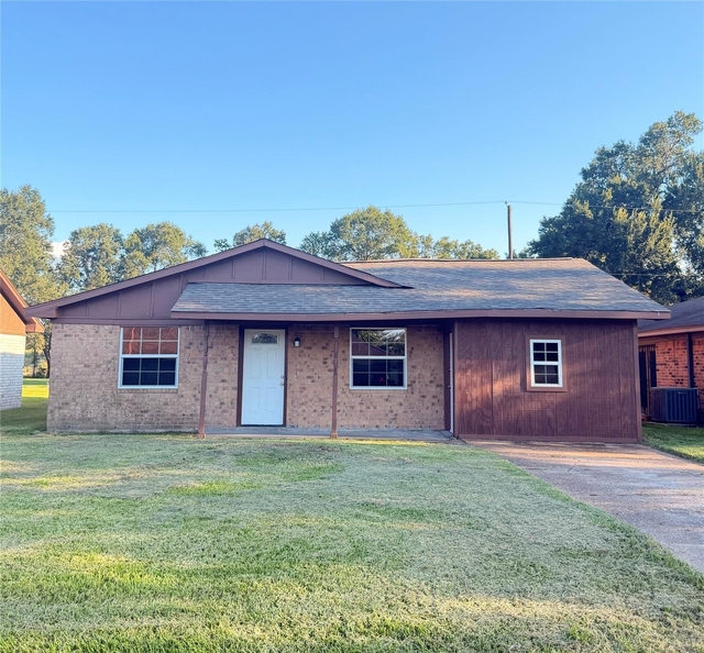 519 Magnolia Avenue - Photo 1