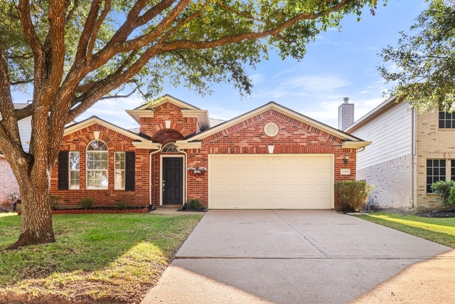 14615 Rochelle Court - Photo 1