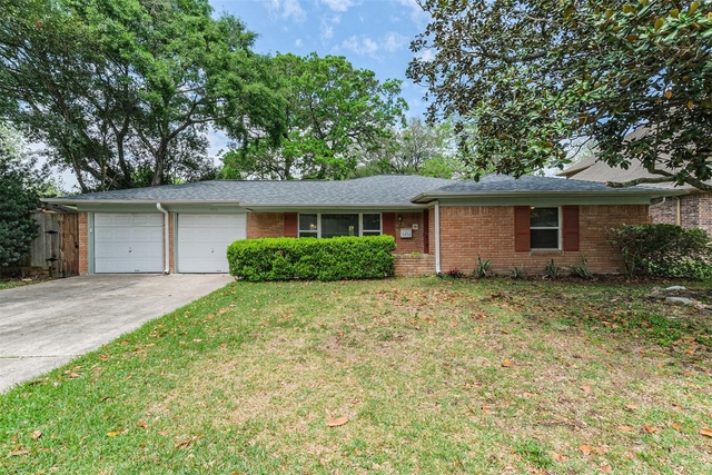 5450 Stillbrooke Drive - Photo 1