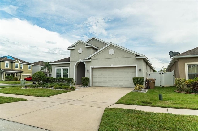 2592 Isabela Terrace - Photo 1