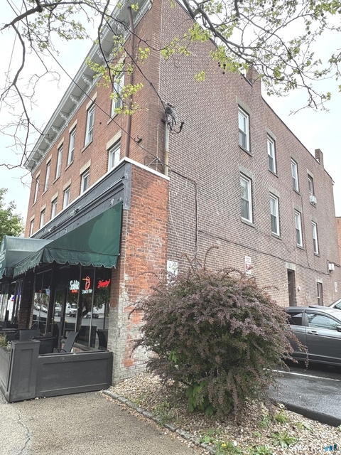 860 State Street - Photo 1