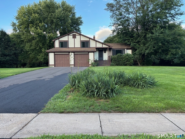 33 Lochview Drive - Photo 1