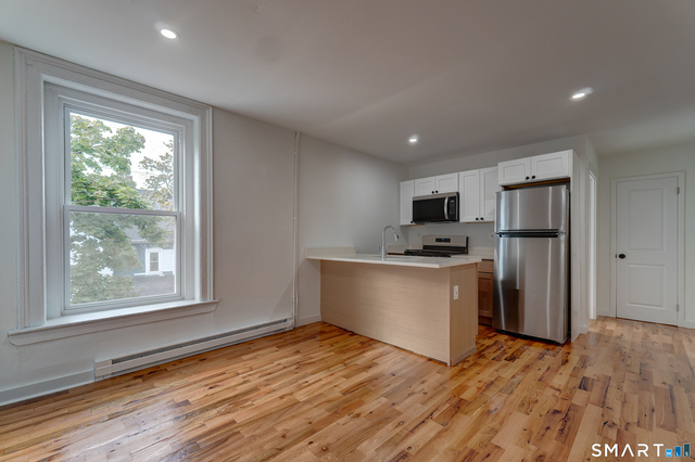522 Elm Street - Photo 1
