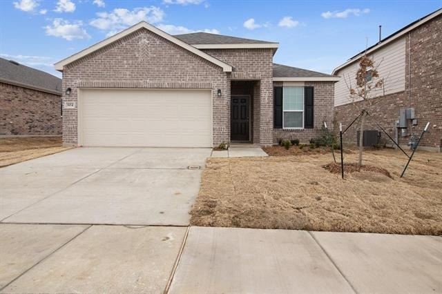 804 Cormorant Street - Photo 1