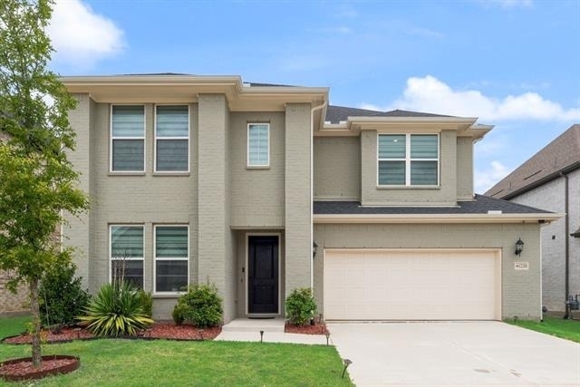 1220 Grass Hollow Place - Photo 1