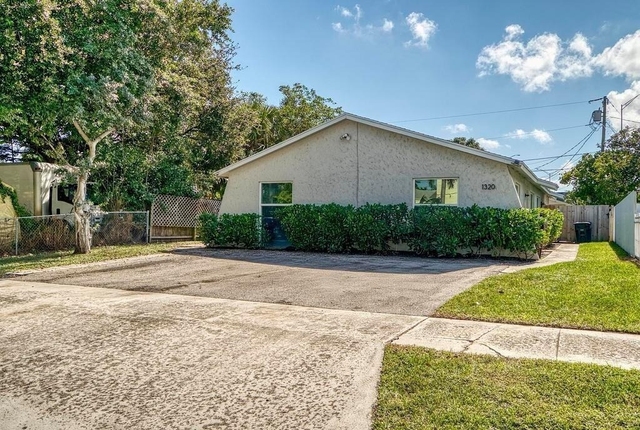 1320 Wellington Street - Photo 1