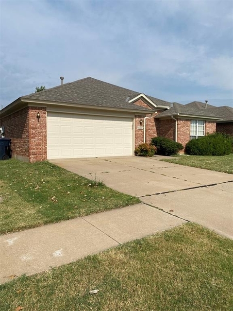 16413 Otter Drive - Photo 1
