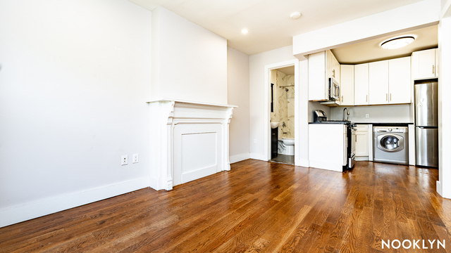 135 Decatur St - Photo 1