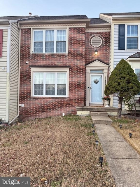 16922 Point Pleasant Lane - Photo 1