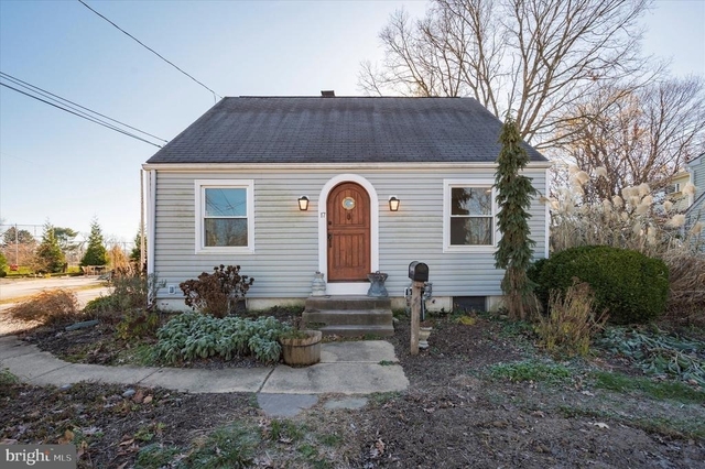 17 Spring Street - Photo 1