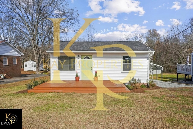 1207 Jackson Street - Photo 1