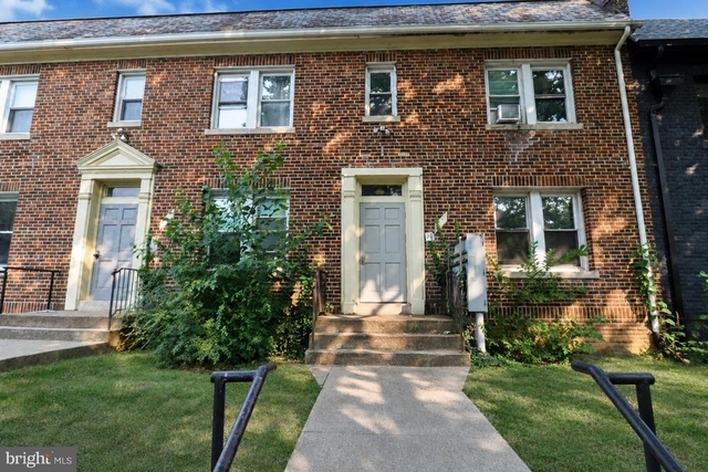 1329 Orren Ne - Photo 1
