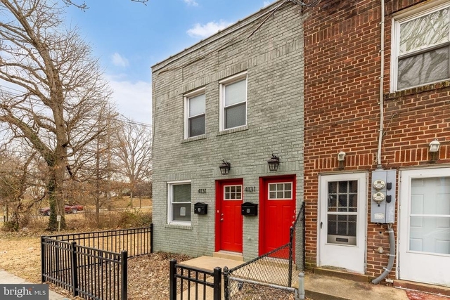4131 Hunt Place Ne - Photo 1