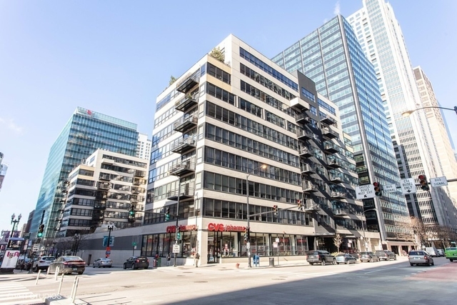 130 S Canal Street - Photo 1