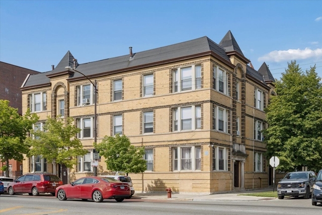 2405 W Mclean Avenue - Photo 1