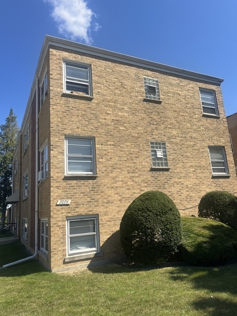 7074 W Diversey Avenue - Photo 1