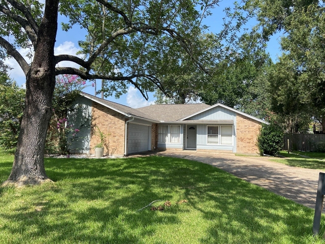 15811 Part Drive - Photo 1