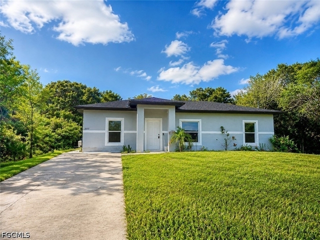 2617 Queen Drive - Photo 1