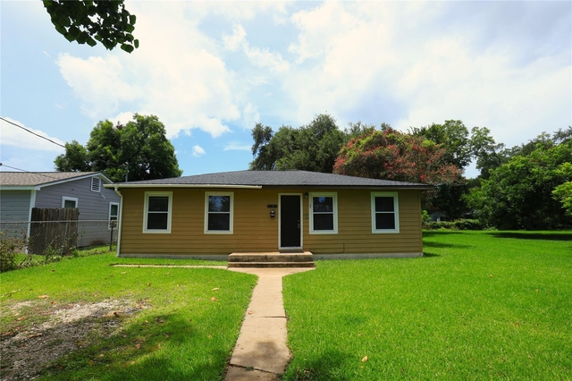 520 Mckee Street - Photo 1