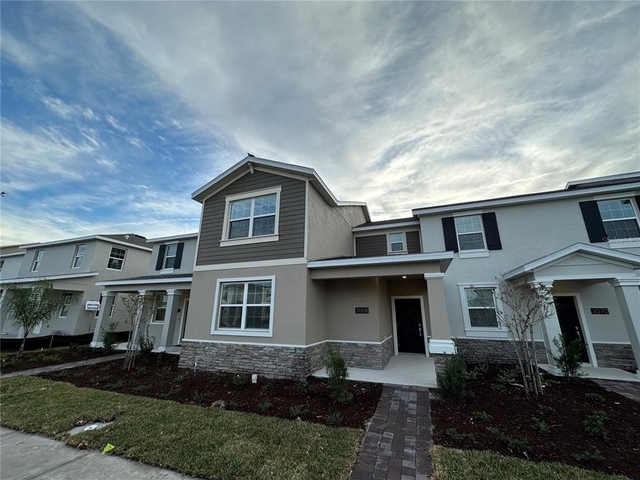 3068 Addison Boulevard - Photo 1