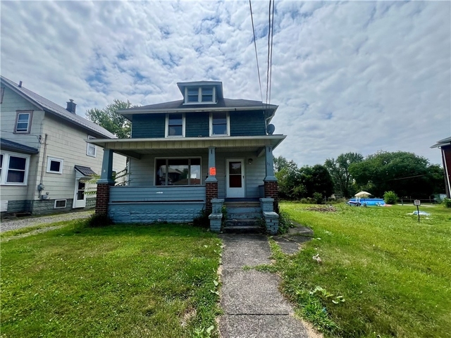 1115 Bond St - Photo 1