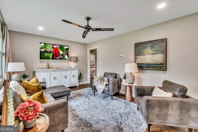 597 S Gordon Road Sw - Photo 1