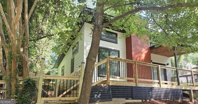 5634 Simpson Avenue - Photo 1