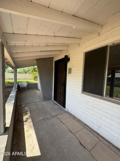 493 E Erie Street - Photo 1