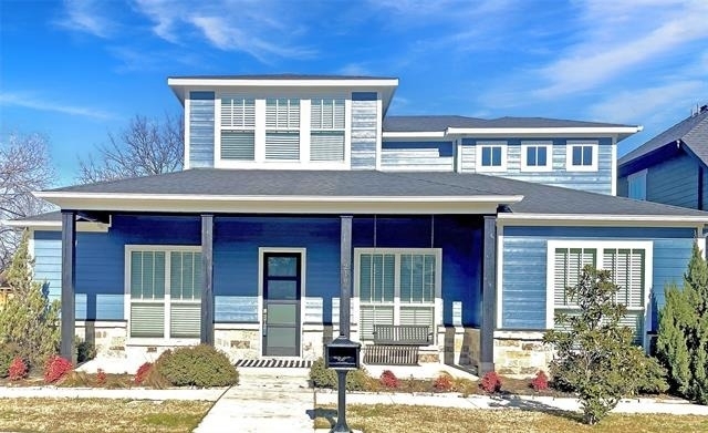 216 Alvarado Street - Photo 1