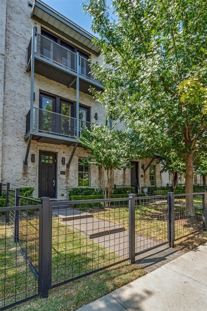 2817 Shelby Avenue - Photo 1