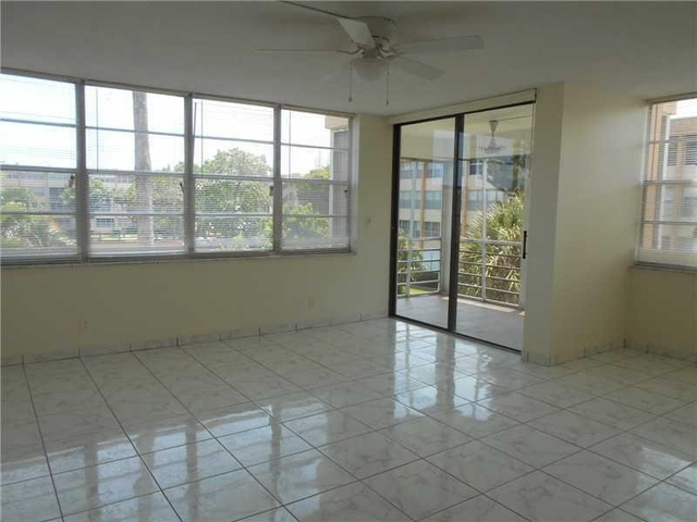 2731 Taft Street - Photo 1