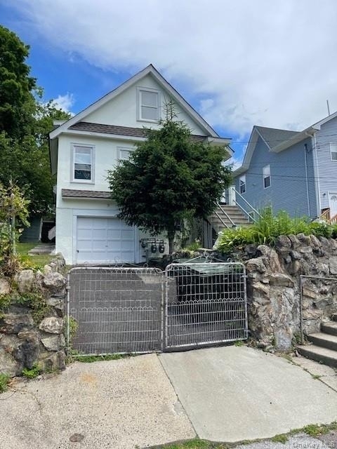 7 Sweezy Avenue - Photo 1