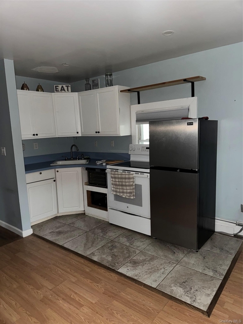 14 Locust Street - Photo 1