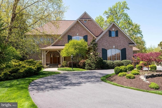 1550 Shelford Court - Photo 1