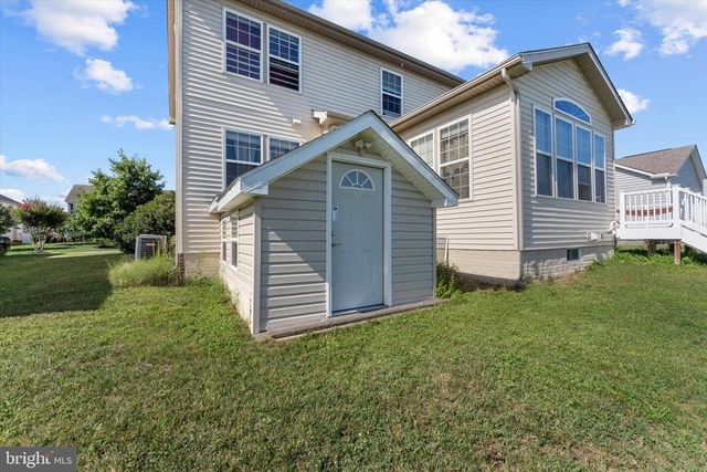 217 Bridgewater Drive - Photo 1