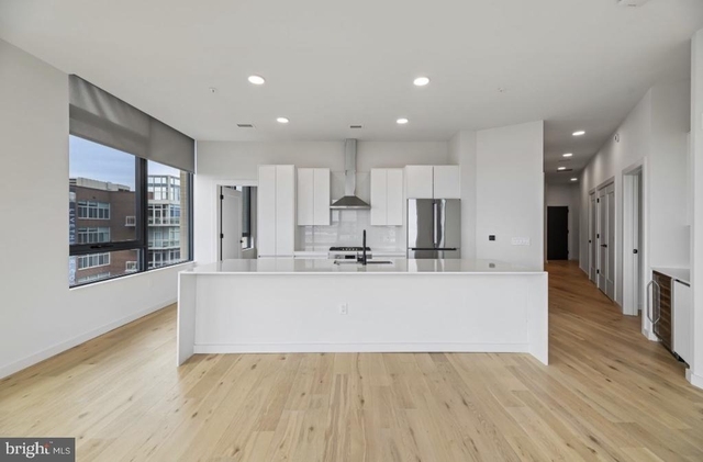 3130 Potomac Avenue - Photo 1