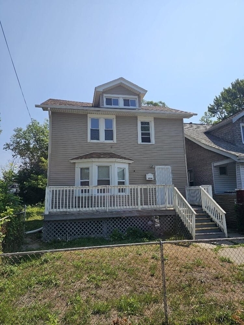 5056 Bewick Street - Photo 1