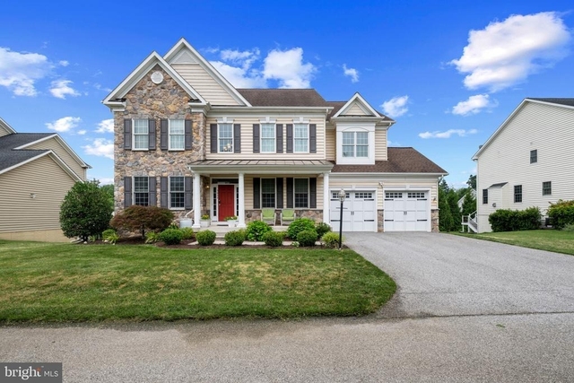 5066 Winesap Way - Photo 1