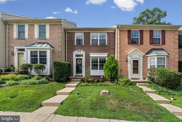 1905 Millington Square - Photo 1