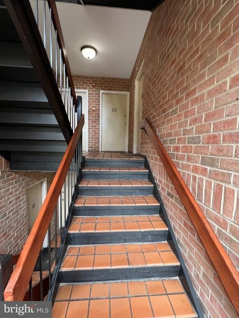 1113 Castle Harbour Way - Photo 1