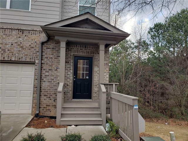 2725 Daybreak Court - Photo 1