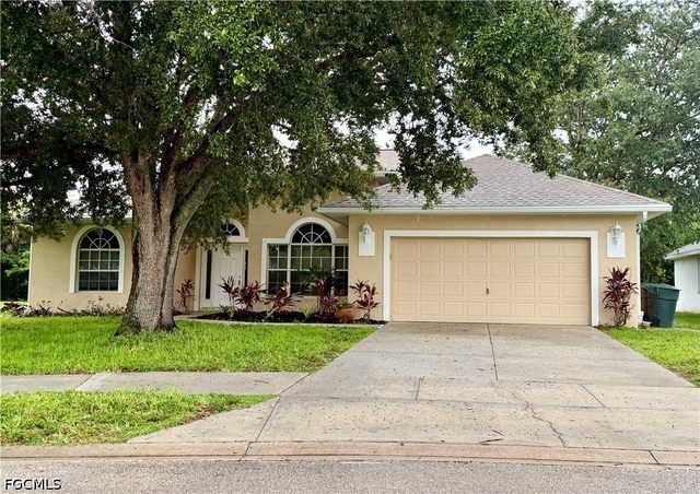 1466 Argyle Drive - Photo 1
